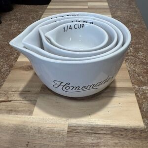 White Nested Measuring Bowls Set Magnolia from WACO